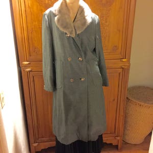 Vintage 60s Wool Gray Midi Coat with Mink Fur Collar Back Sash Waldorf Hollywood Regency Vogue Dress Coat