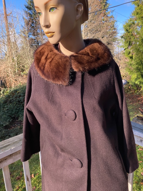 Brown wool cashmere Ebonique 60s fur collar coat - image 1