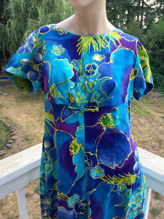 Hawaiian Vintage Barkcloth Alice Purple Blue Aloha