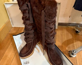 2006 NIB Shearling Fur Suede Leather Marc Jacobs Kiki Collection Tall Lace Heel Boots 39.5/ 8.5-9