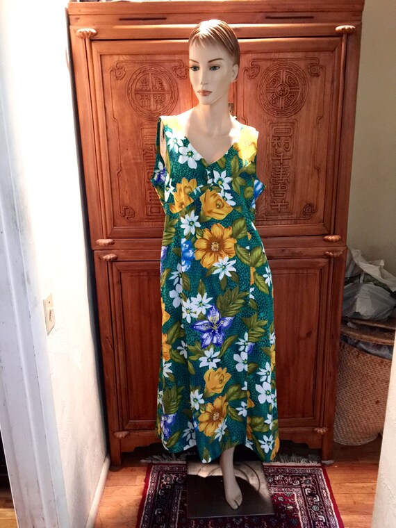 SOLD/ Vintage Floral Summer Maxi Beach Hawaiian Dress/ Resort Empire Waist.  Sundress - Etsy