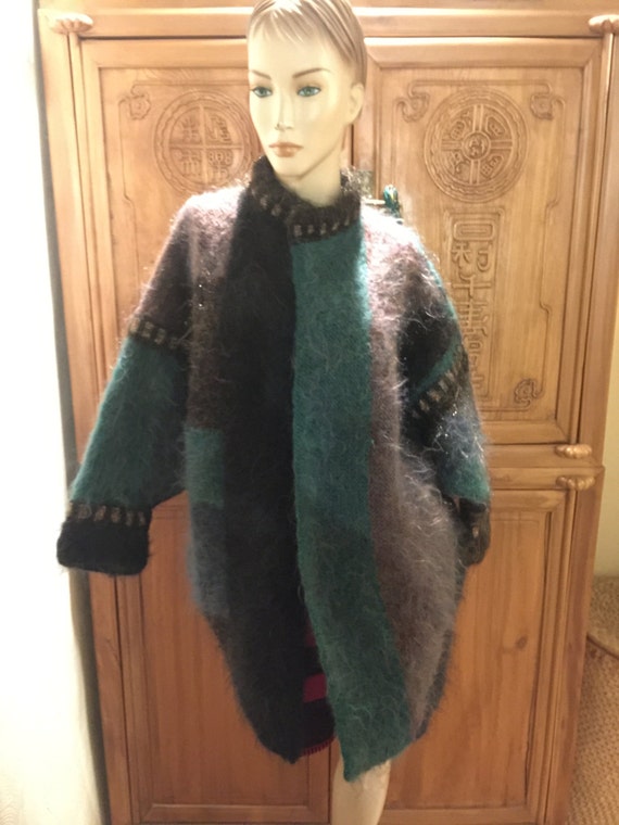 SALE Haute Couture Rosemarie Muller Hand Knitted V