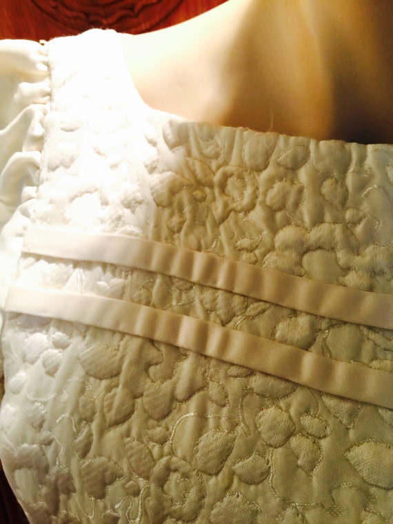 40s 50s 60s Vintage Evening Satin Quilted Cream W… - image 3