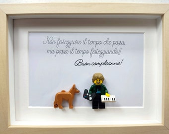 Cornice con 1 Minifigure personalizzata. Regalo di compleanno, regalo di laurea, regalo di Natale, regalo per amica