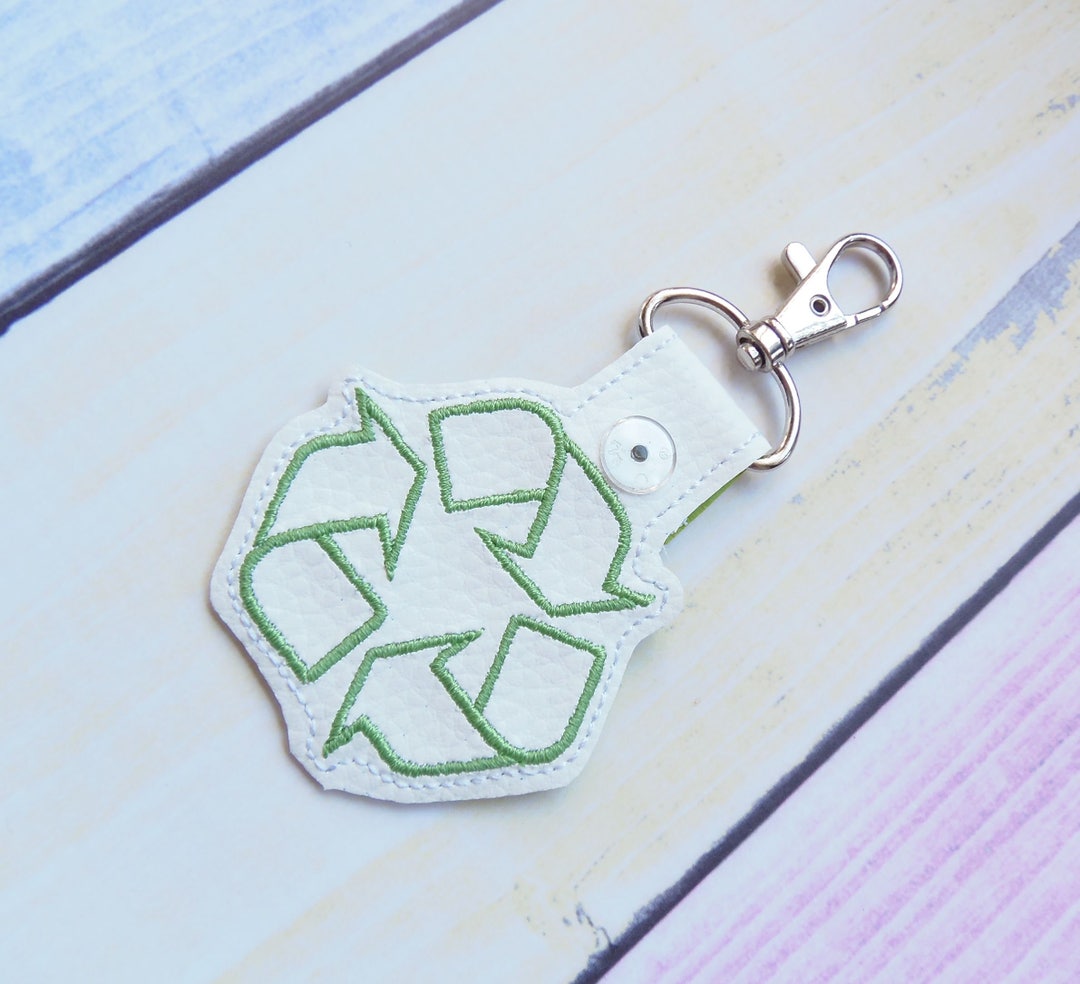 Recycle Snap Tab in the Hoop Machine Embroidery Design. Recycling Key Fob Embroidery File