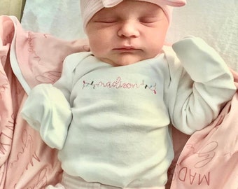 Christmas lights embroidered Baby name Newborn hospital romper.  Personalized outfit. Baby birth announcement.  Hospital coming home outfit.