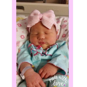 Baby Girl Hospital Hat. Pink and White Hospital Newborn Beanie, Newborn's First Bow Newborn Hat, Baby Girl Hospital Hat, Newborn Girl Hat image 3