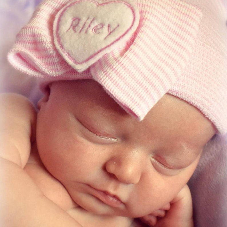 Personalized newborn hat, Newborn hat, newborn girl, baby girl hospital hat, Baby Name Hat. Hospital Newborn Beanie, Newborn girl hat image 2