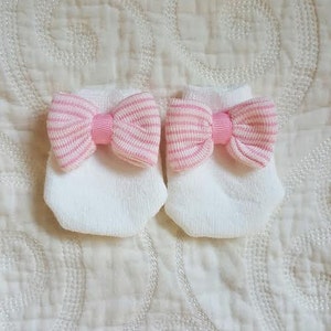 Newborn Mittens with Pink and White Bows to match your Newborn Hospital Hat/Beanie
