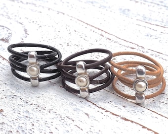 Lederring in vielen Farben für Frauen, Ring handgefertigt aus Leder im Boho und Gypsy Style in braune, beige, schwarz oder cognac