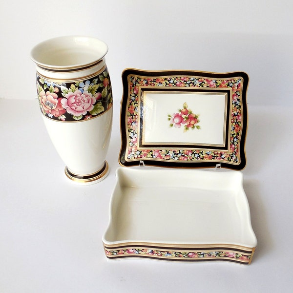 Wedgewood Bone China  English Wedgewood Clio Pattern - Lidded Card Box - Trinket Box - Gilded Floral Vase