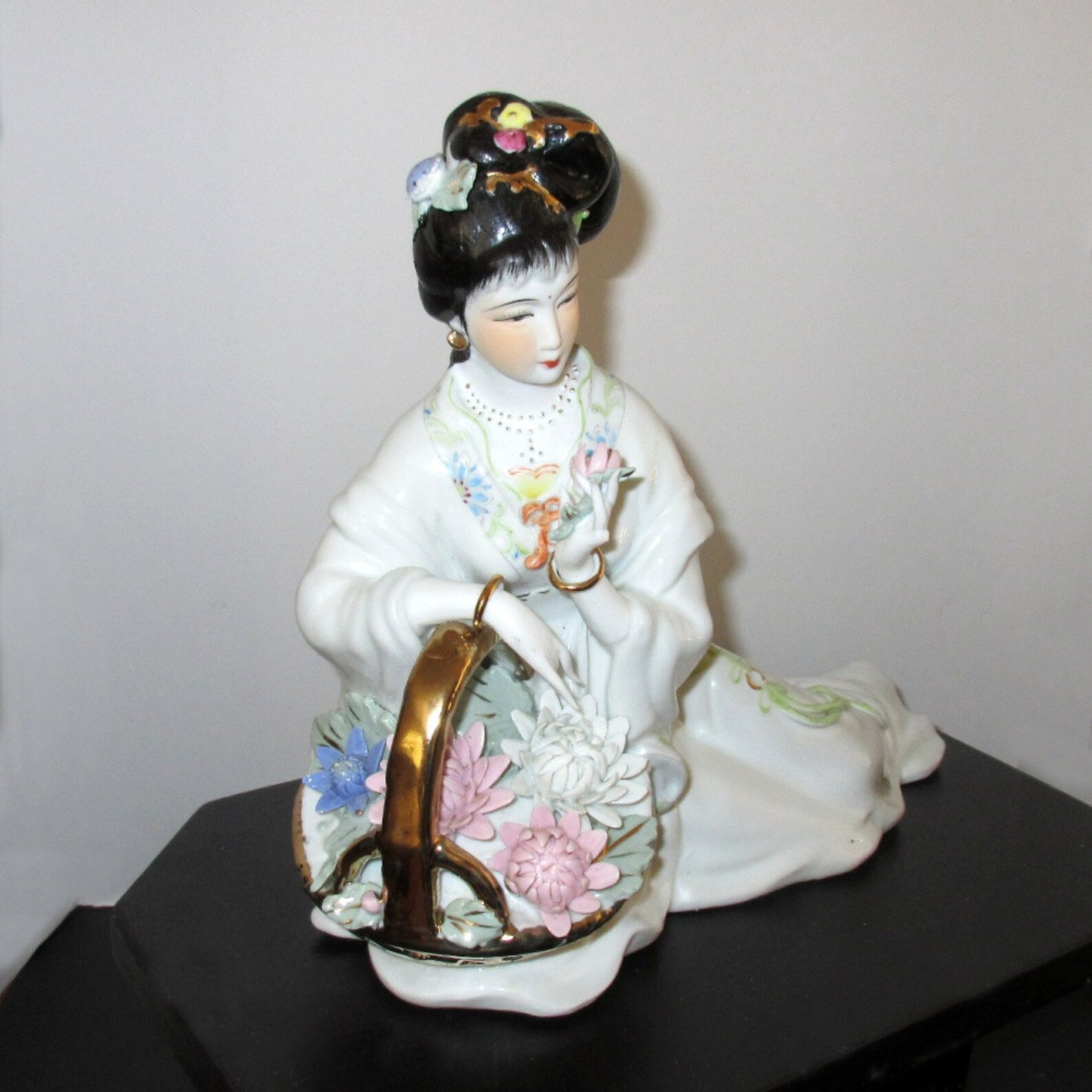 Vintage Porcelain Geisha Figurine Geisha Statue Oriental Etsy