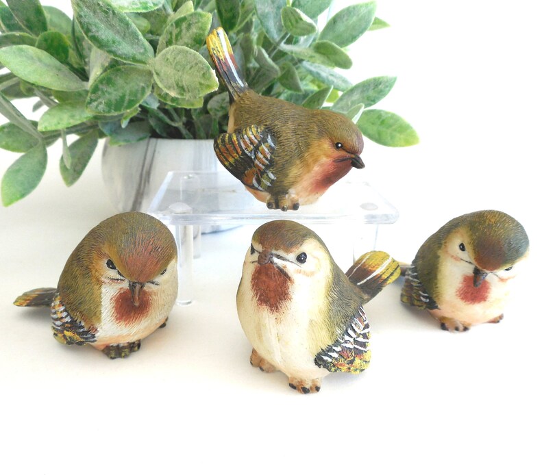 Small Bird Figurines Set of 4 Yellow Green Warbler Wren Spring Decor ...