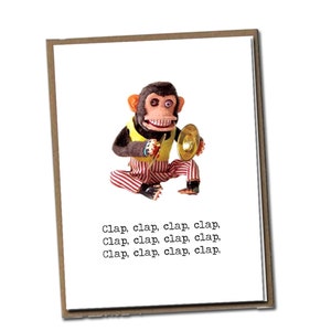 Klap, klap, klap, klap. Klassieke linnen serie wenskaart - verjaardagskaart - retro verjaardagskaart - aap - kaart met circusthema