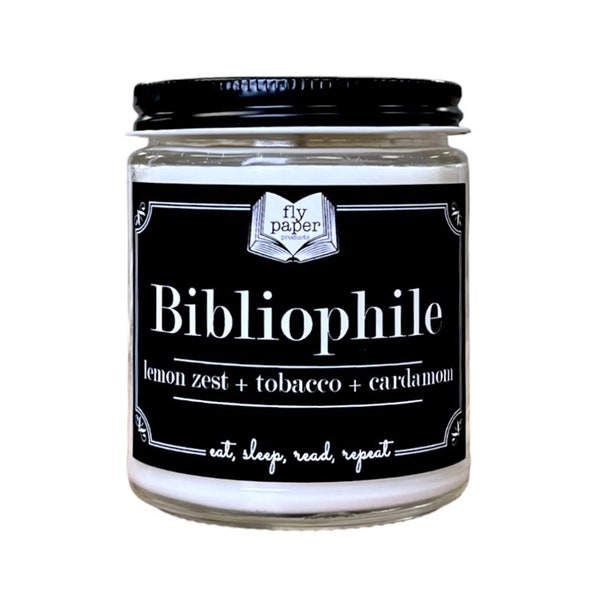 Bibliophile Soy Candle - Lemon Zest + Tobacco + Cardamom -Book Lover Candle - Livres - Bougie - Library - Book Shelf - Reader