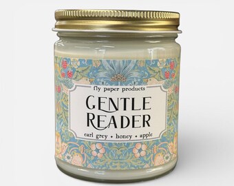 Candela di soia Gentle Reader da 9 once - Earl Grey + Miele + Mela