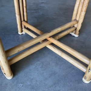 Restored Circular Rattan Side Coffee Table With Koa Wood Top immagine 6