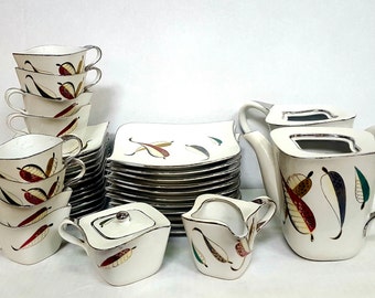 Modernist UCAG Co Japan Luncheon Tea China Set Moderist Leaf Hand-Painted Mid-Century