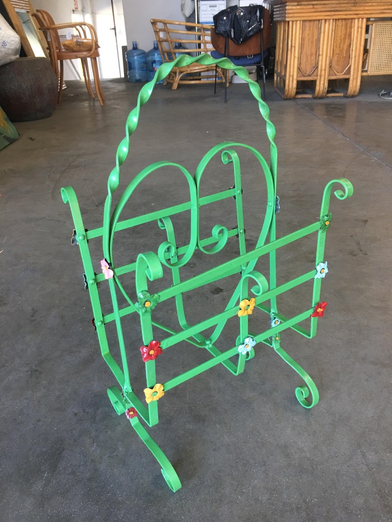 Wrought Iron Heart Floral Accent Magazine Stand image 5