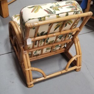 Restored Rattan 2-Strand Half Moon Lounge Chair with Palm Print Cushions zdjęcie 9