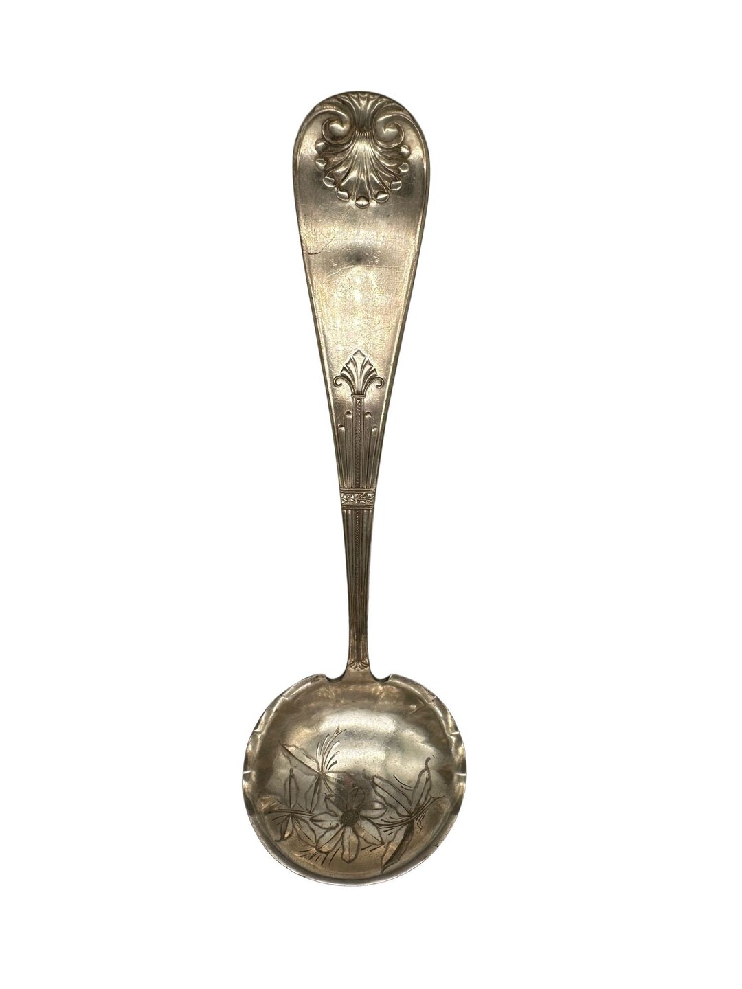 1889 Towle Mfg. Co Shell II Pattern Large Soup Ladle Mono Grammed 