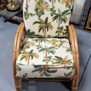 Restored Rattan 2-Strand Half Moon Lounge Chair with Palm Print Cushions zdjęcie 5