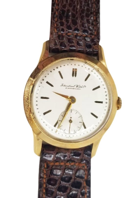 14K Gold Mid Century Mens Wristwatch International