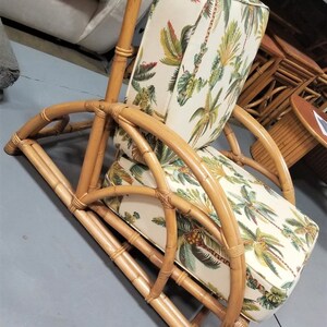 Restored Rattan 2-Strand Half Moon Lounge Chair with Palm Print Cushions zdjęcie 6