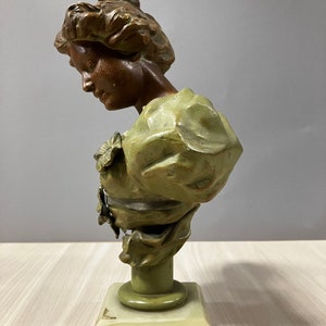 Female Victorian Summer Madame Bust w/ Marble Base image 4