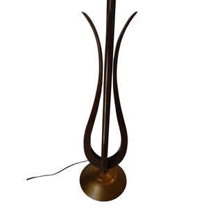 Modernist Harp Shaped Sculptural Walnut and Brass Tone Table Lamp, Pair image 2