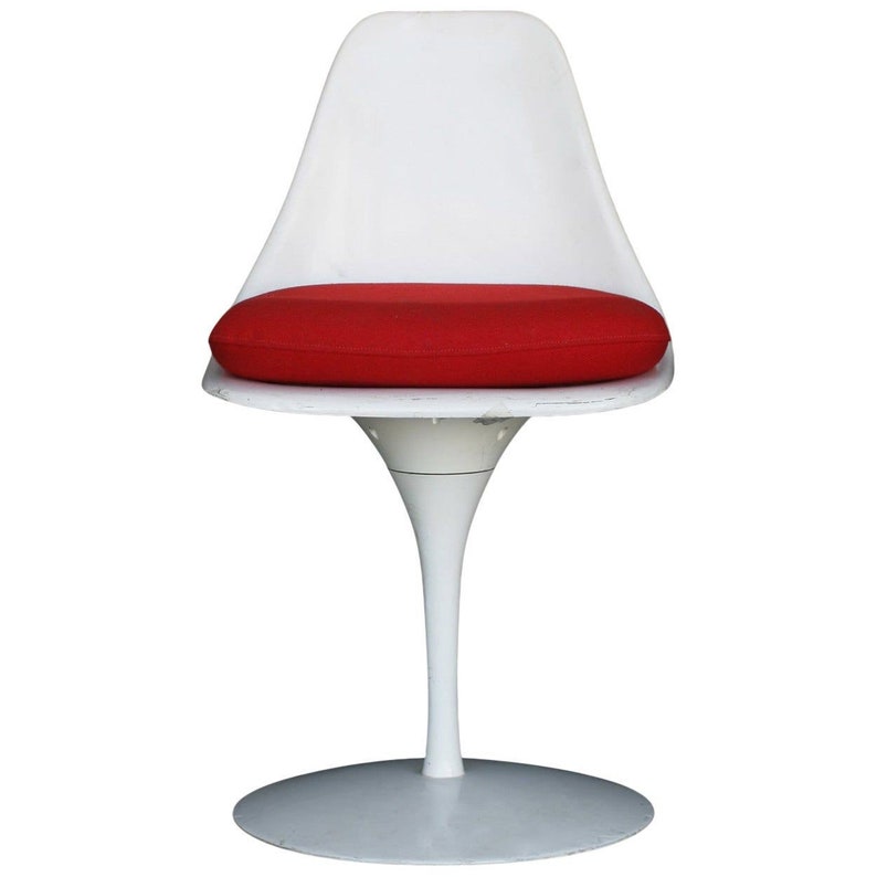 Burke Saarinen Style Tulip Chair, circa 1965 image 1
