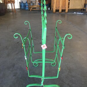 Wrought Iron Heart Floral Accent Magazine Stand image 4