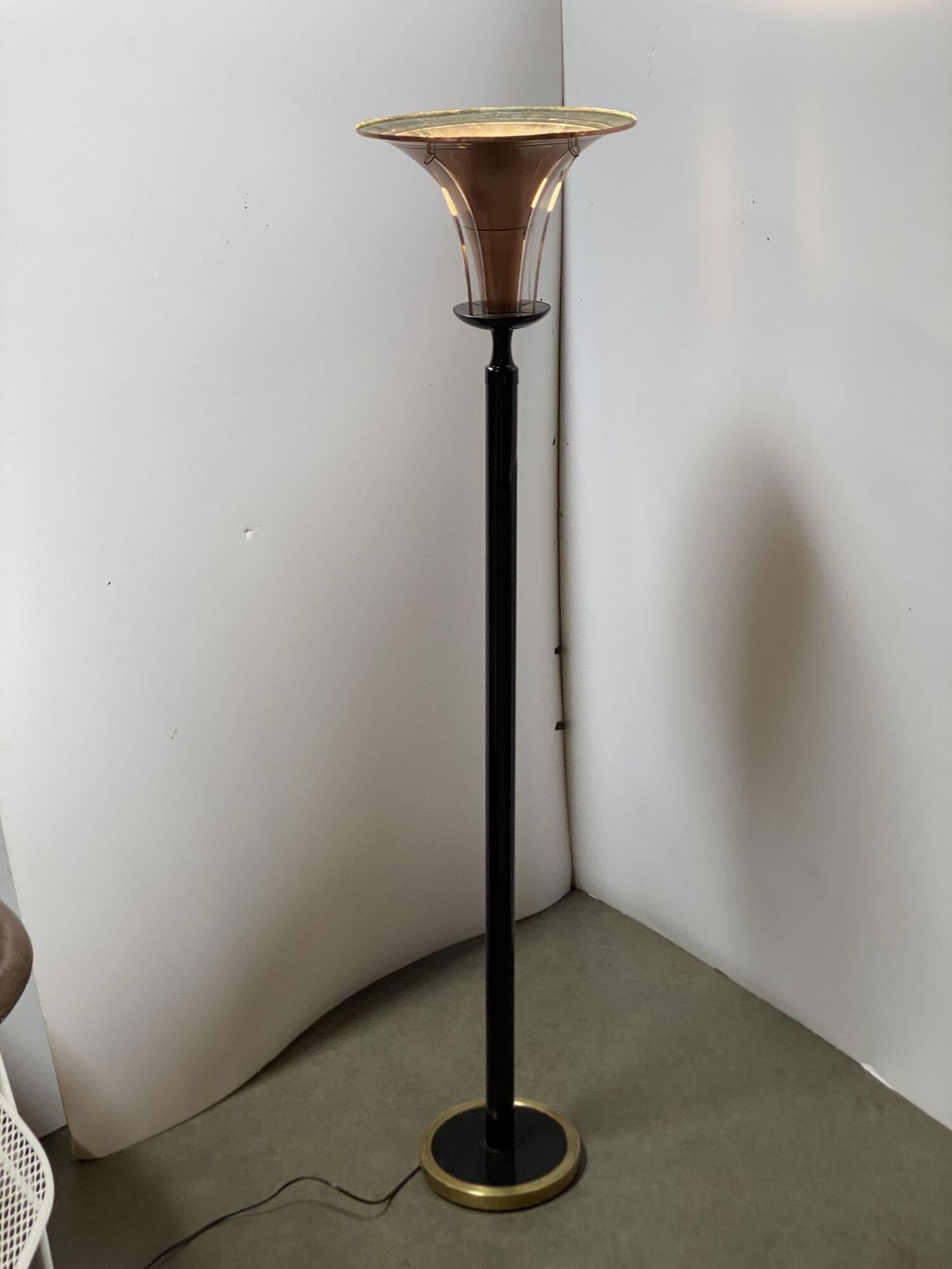 Brass torchiere lamp outlet