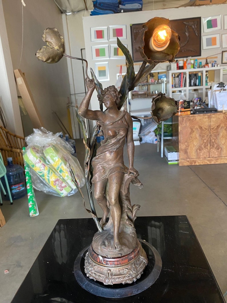 Ernest-Justin Ferrand Female Coup de Soleil Zamac Sculpture Table Lamp image 1