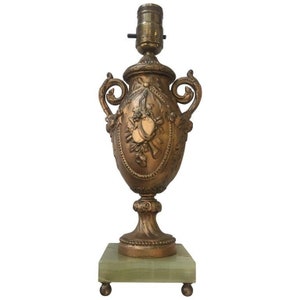 Hollywood Regency Style Goldtone Spelter Urn Table Lamp on Marble Base image 1