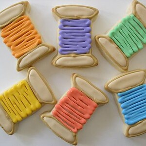 Spool of Thread Cookie Cutter Metal Sewing Quilting Cookie Cutters - Etsy