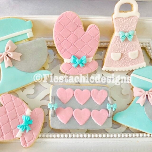 8 Piece Baking Cookie Cutter Set Mixer Rolling Pin Apron Spoon Etsy