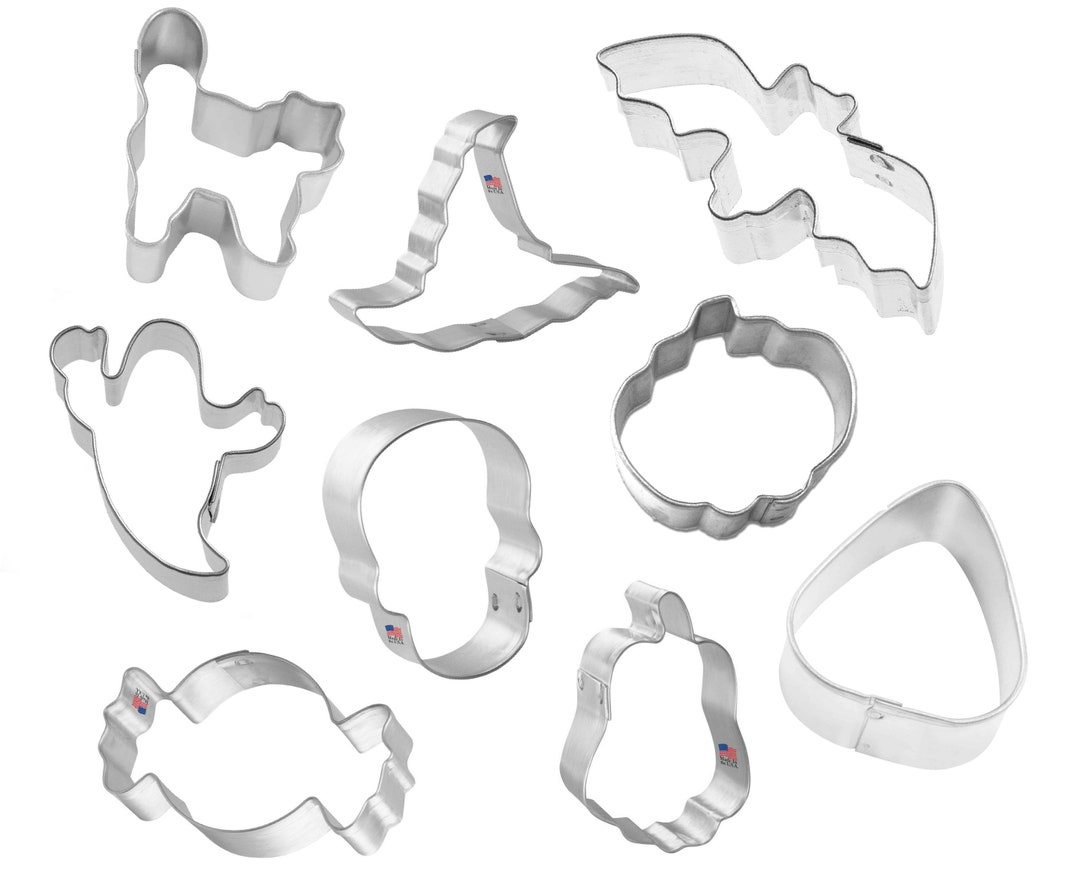 9 Piece Mini Halloween Cookie Cutter Set Autumn Spooky Metal Birthday
