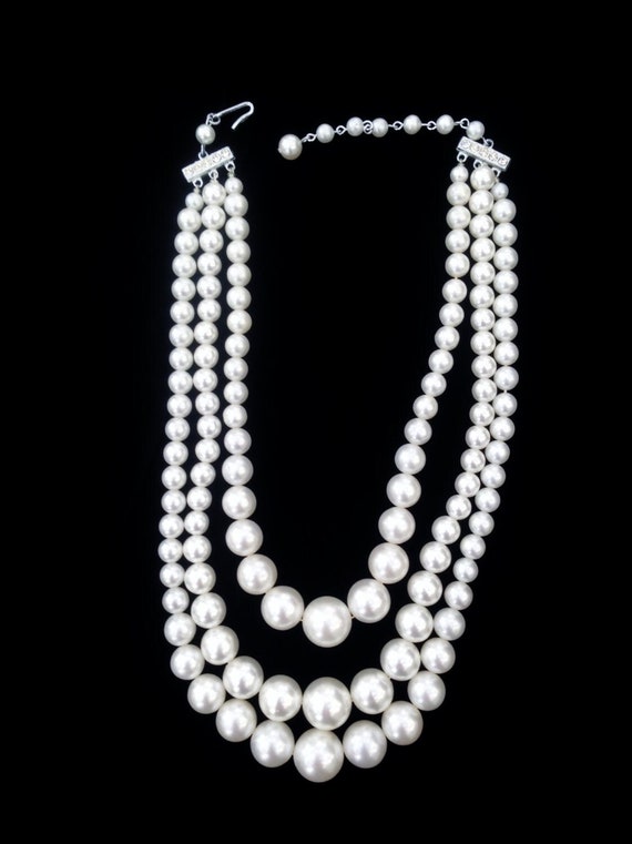 Vintage White Pearl Multistrand Necklace - Pearl … - image 1