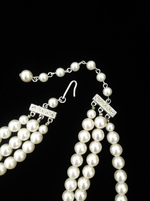 Vintage White Pearl Multistrand Necklace - Pearl … - image 3