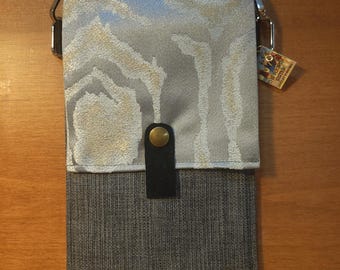 Item #16-26 - Cross Body Cellphone Purse