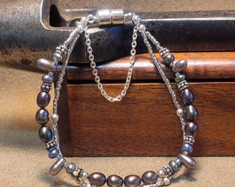 Item #1-29 - Freshwater Pearls - Bracelet