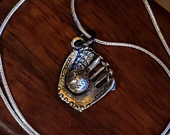 Item #37-14 - Softball/Baseball - Necklace
