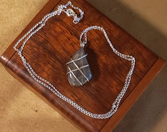 Item #8-16 - Sterling Silver Necklace - Labradorite