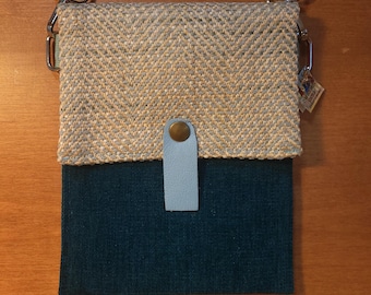 Item #16-53- Cross Body Cellphone Purse