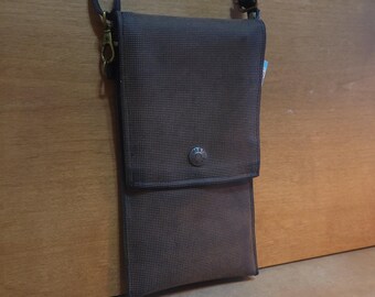 Item #16-13 - Cross Body Cellphone Purse