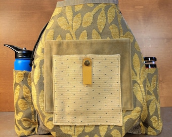 Item #17-9 - Tennis Bag