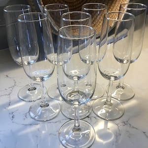 Vintage Crystal Champagne Flutes - Set of 8 - Vintage Flutes - Antique Flutes - Champagne Glasses - Vintage Champagne - Toasting Glasses