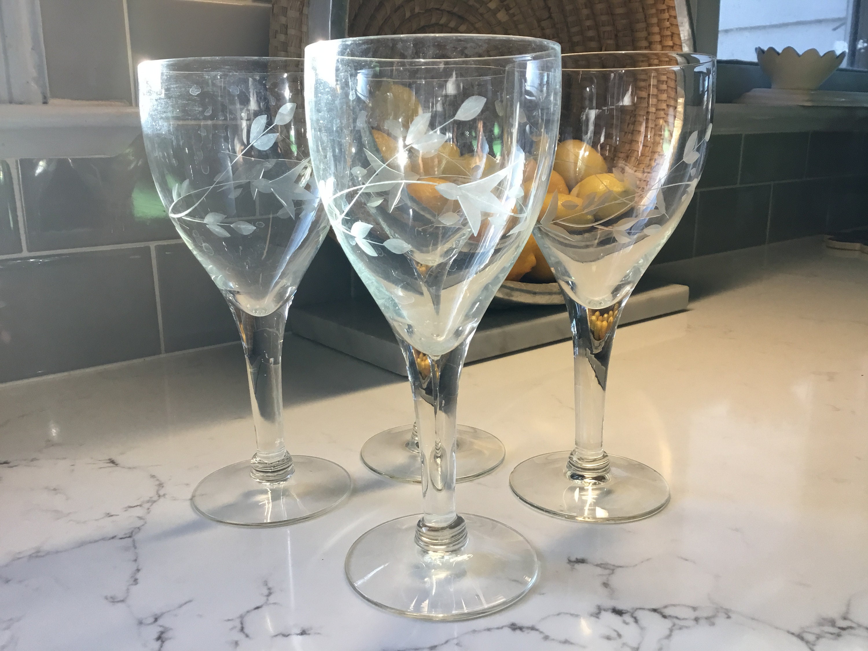 4 Vintage Etched Tall Wine Glasses ~ Water Goblets, Faceted Stem Etched Wine  Glasses, Unique Etched Stem Wine Glasses, Wedding Glasses