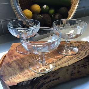 Copas de champán de cristal prensado vintage - Juego de 3 - Copas antiguas, cuencos de sorbete, platos de sorbete, copas de martini, copas de cóctel